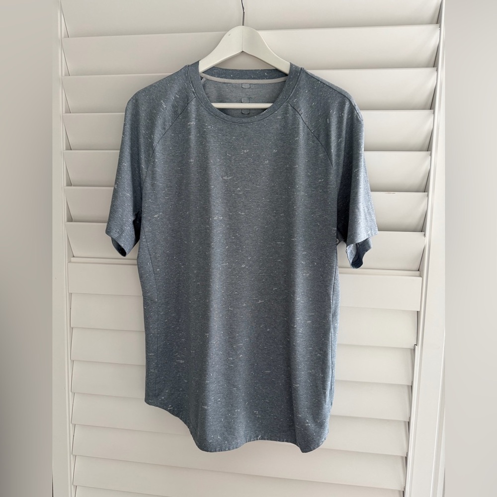 lululemon  Short Sleeve Tee